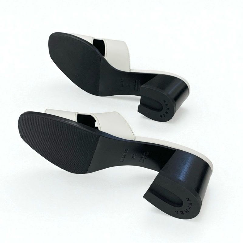 Hermes Area 60 Sandals Shoes Leather White Mules — view 7