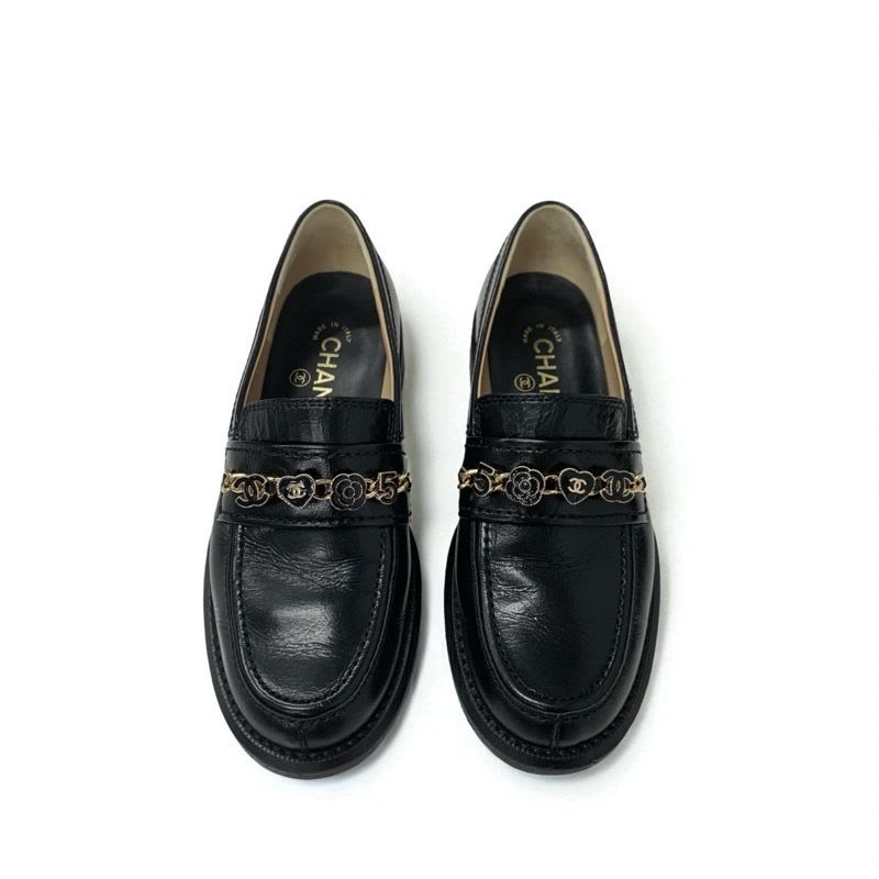 Chanel Loafer Leather Shoes Black Gold Coco Mark Chain Icon — view 2