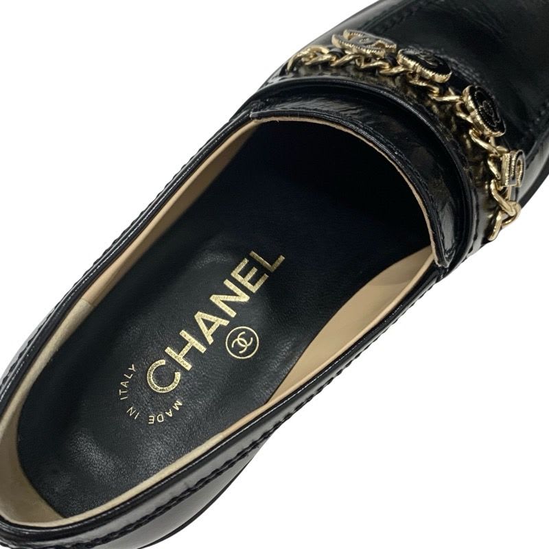 Chanel Loafer Leather Shoes Black Gold Coco Mark Chain Icon — view 7