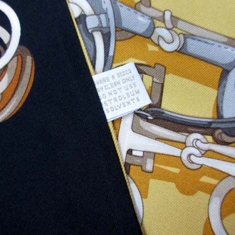 Gucci Reversible Silk Shawl Jackie Horse Harness Double Face Yellow Black — view 3