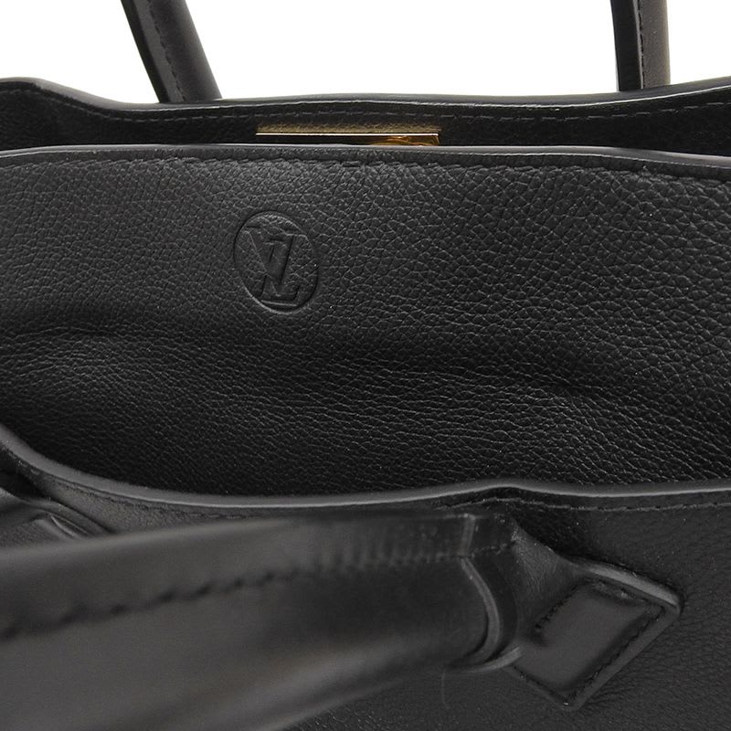 Louis Vuitton Monogram On My Side PM Shoulder Bag — view 6