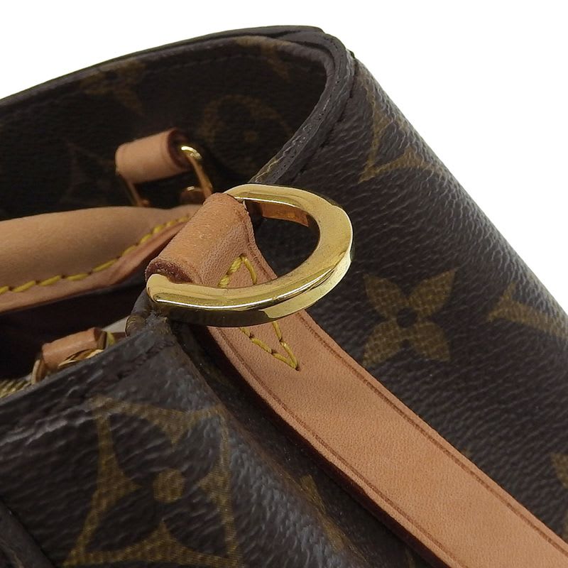 Louis Vuitton Monogram Montaigne BB Shoulder Bag — view 5