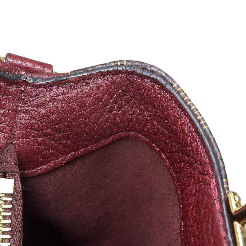 Louis Vuitton Damier Brittany Shoulder Bag — view 7