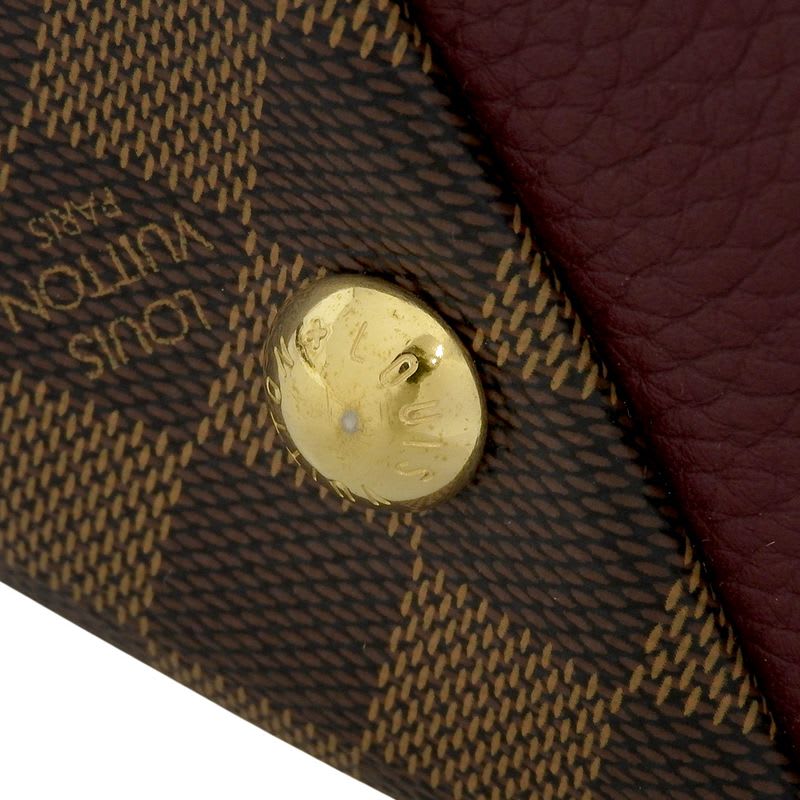 Louis Vuitton Damier Brittany Shoulder Bag — view 3