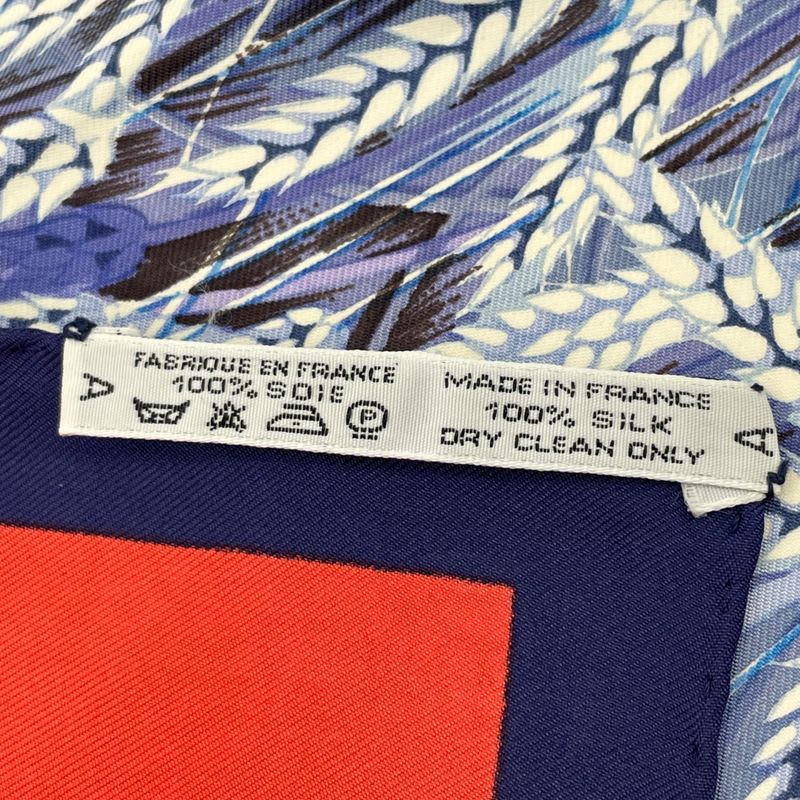 Hermes Scarf Silk Carre 90 Lapins DANS UN Champ de Wheat Field And Rabbit Red — view 8