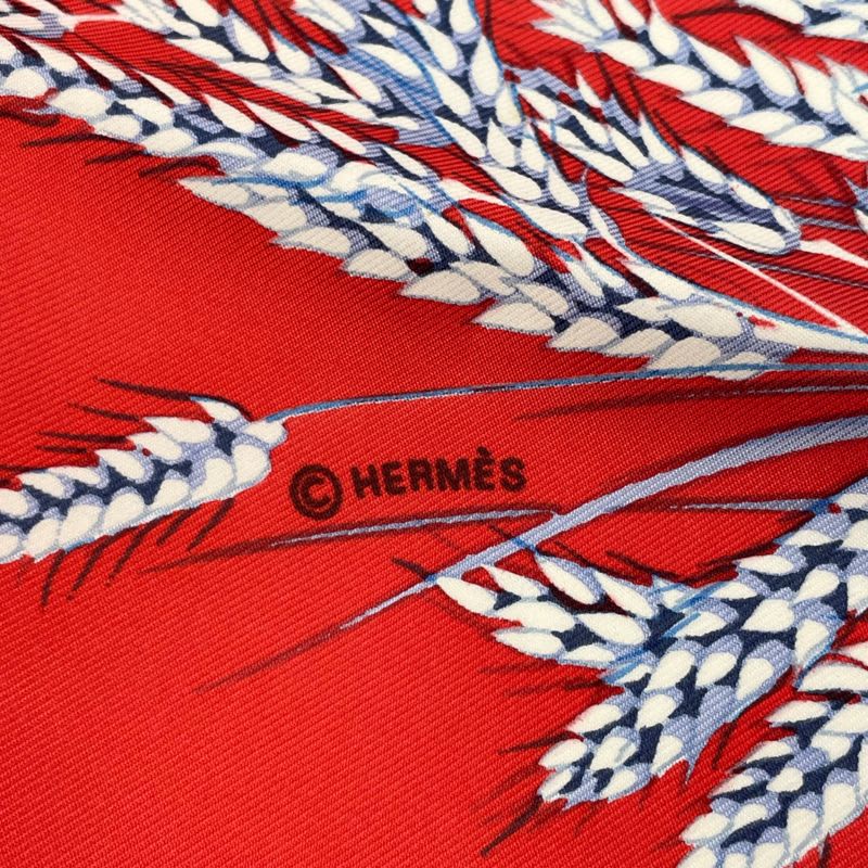 Hermes Scarf Silk Carre 90 Lapins DANS UN Champ de Wheat Field And Rabbit Red — view 7