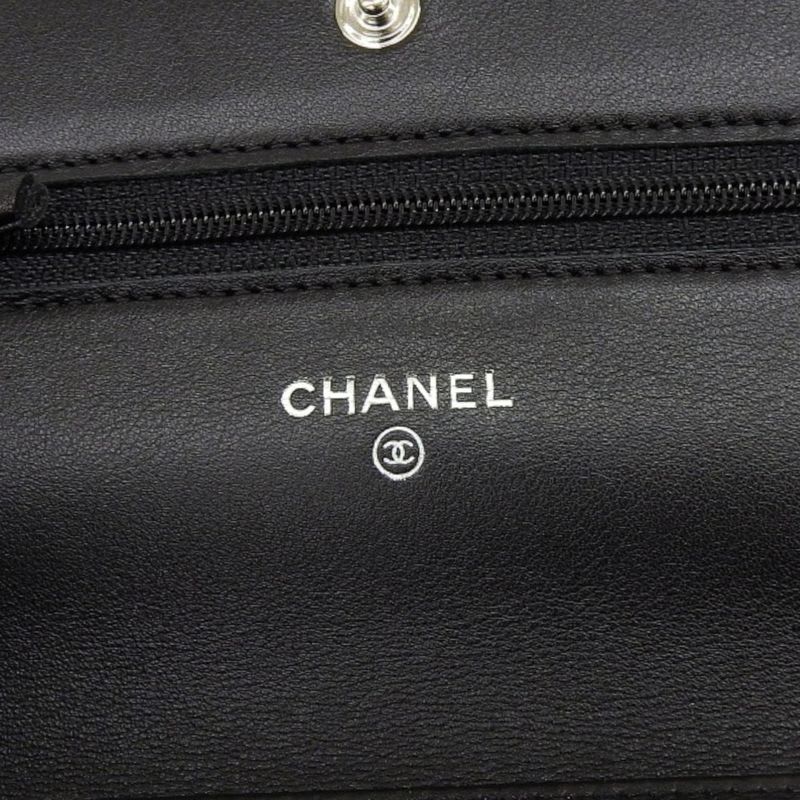 Chanel Makeup Line Chain Wallet Shoulder Bag — view 7