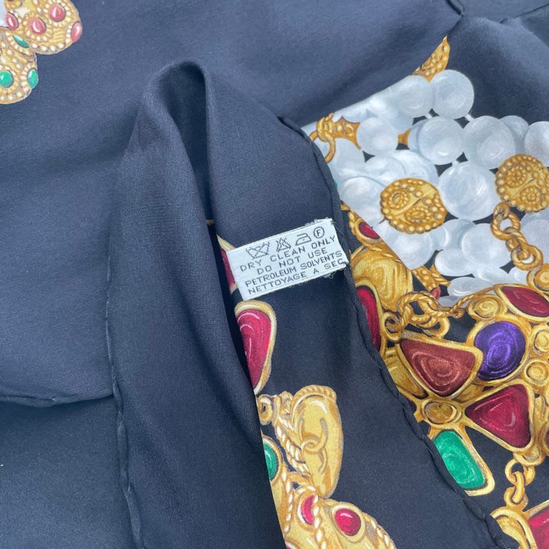 Chanel Scarf Silk Accessory Pattern Black — view 7
