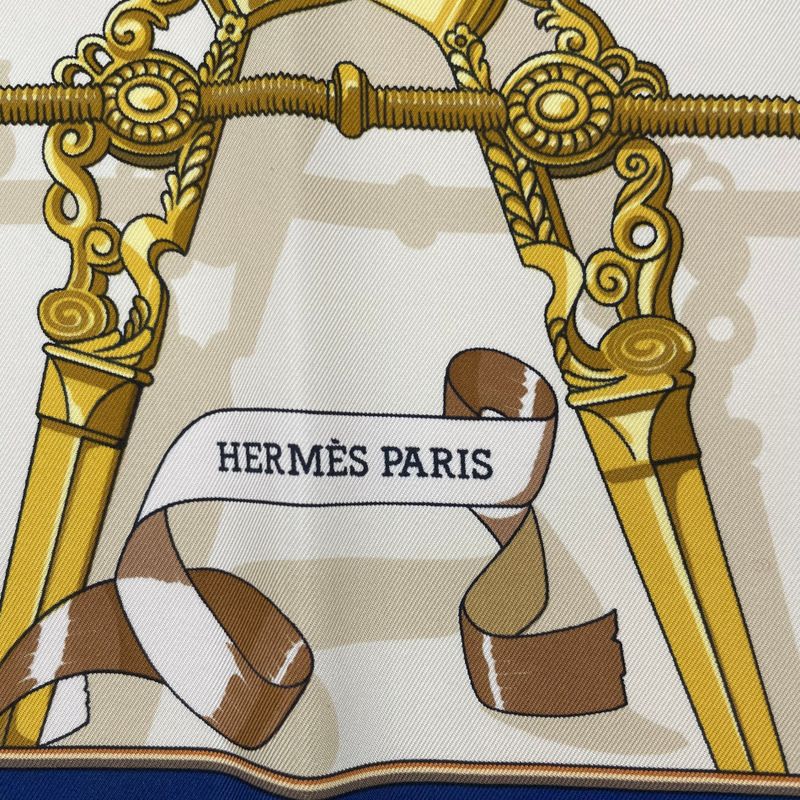 Hermes Scarf Silk Carre 90 Copeaux Sawdust Horse Pattern Tool Beige Navy White — view 6
