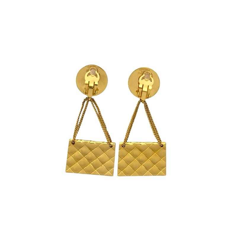 Chanel Vintage Coco Mark Quilted Motif GP Earrings Ear Cuff 26 — view 5