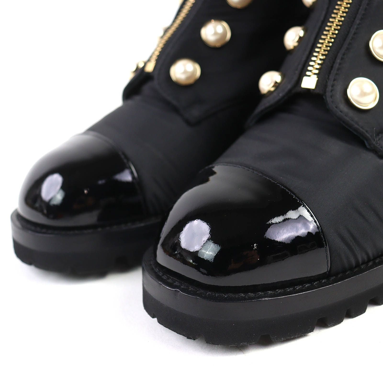 Chanel 23 B Pearl Front — view 7