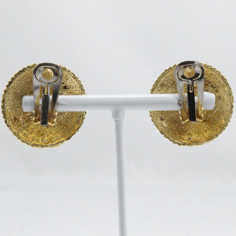 Chanel Coco Vintage Gold Plated 18.6 g Earrings — view 4