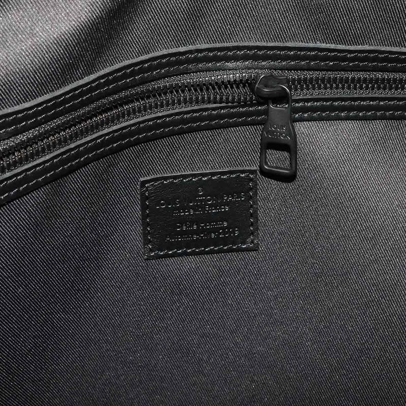 Louis Vuitton Taiga Keepall Bandouliere 50 2-Way Boston Shoulder Bag Leather — view 8