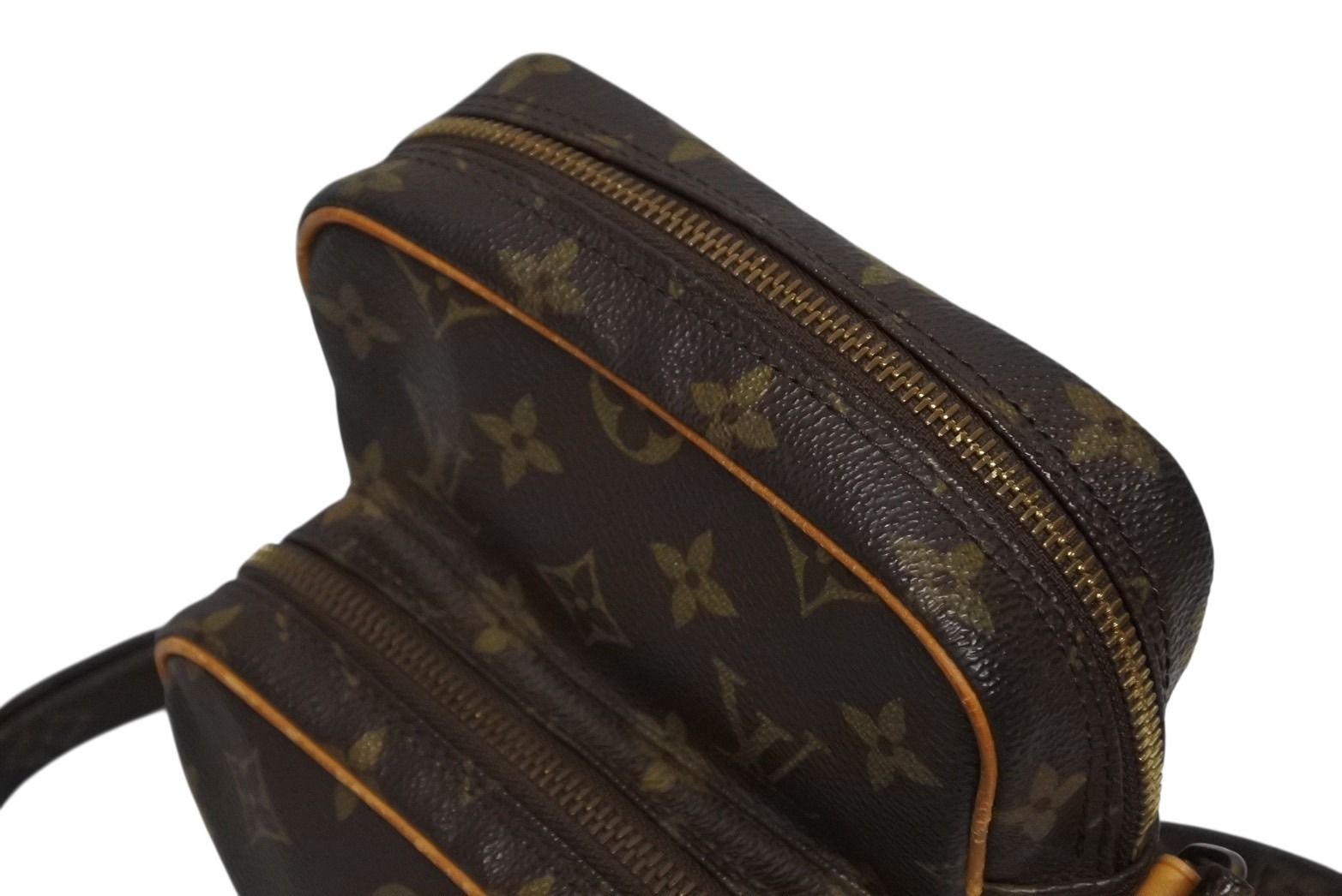 Louis Vuitton Amazon Shoulder Bag Monogram Leather Brown — view 4