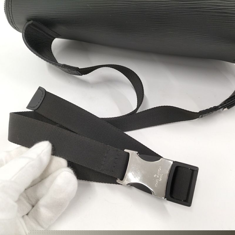 Louis Vuitton Bum Bag Body Circle Epi Leather Noir Black — view 8