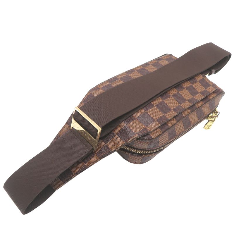 Louis Vuitton Body Bag — view 5
