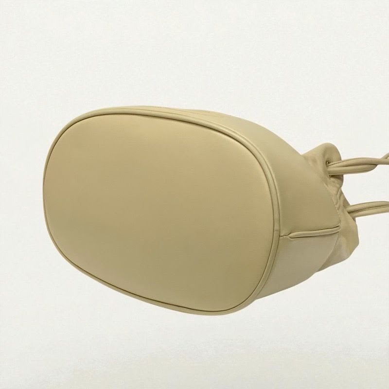 Chanel Bag Shoulder Lambskin Beige Gold Pouch Drawstring — view 8