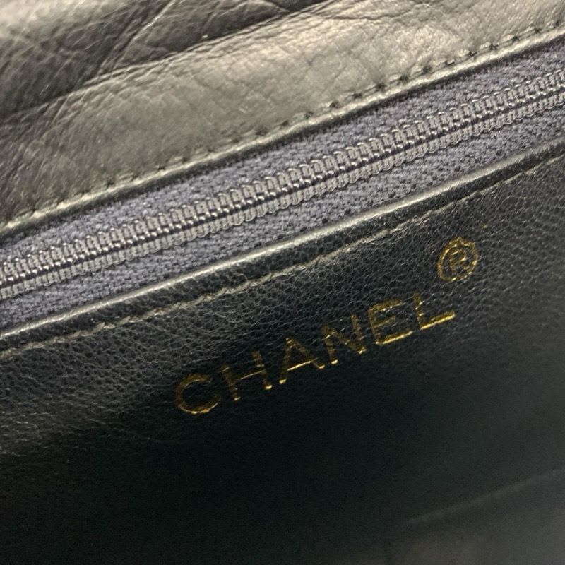 Chanel Bag Shoulder Lambskin Black Gold Quilted Chain — view 9