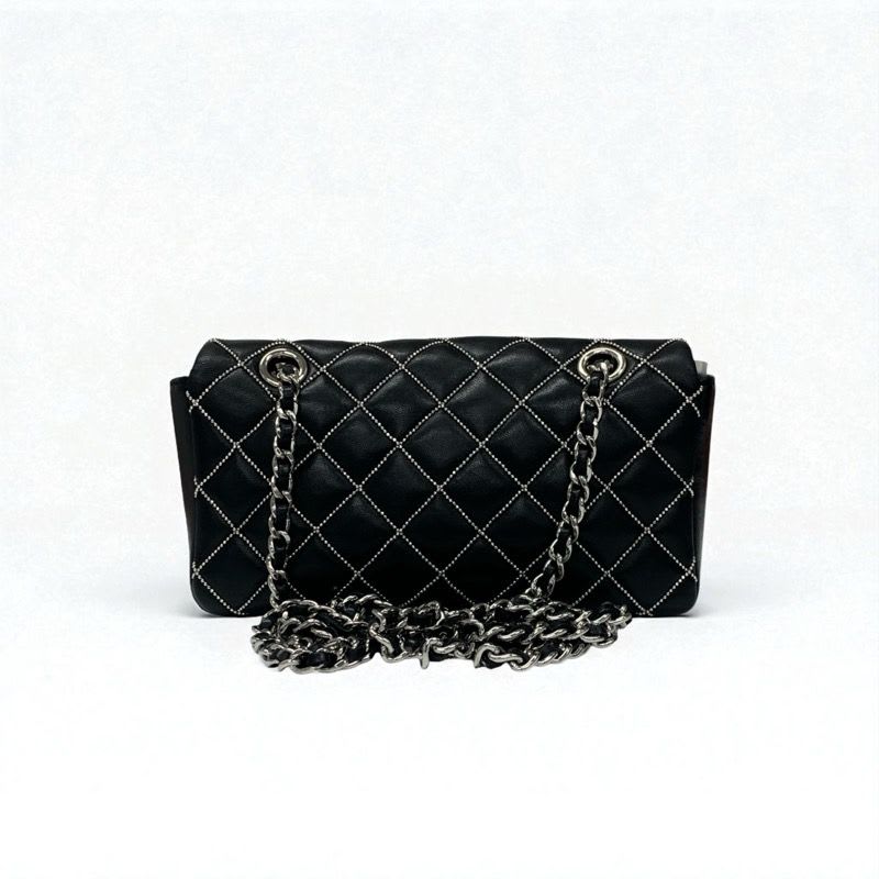Chanel Bag Shoulder Leather Black Silver Mini Quilted Single — view 4