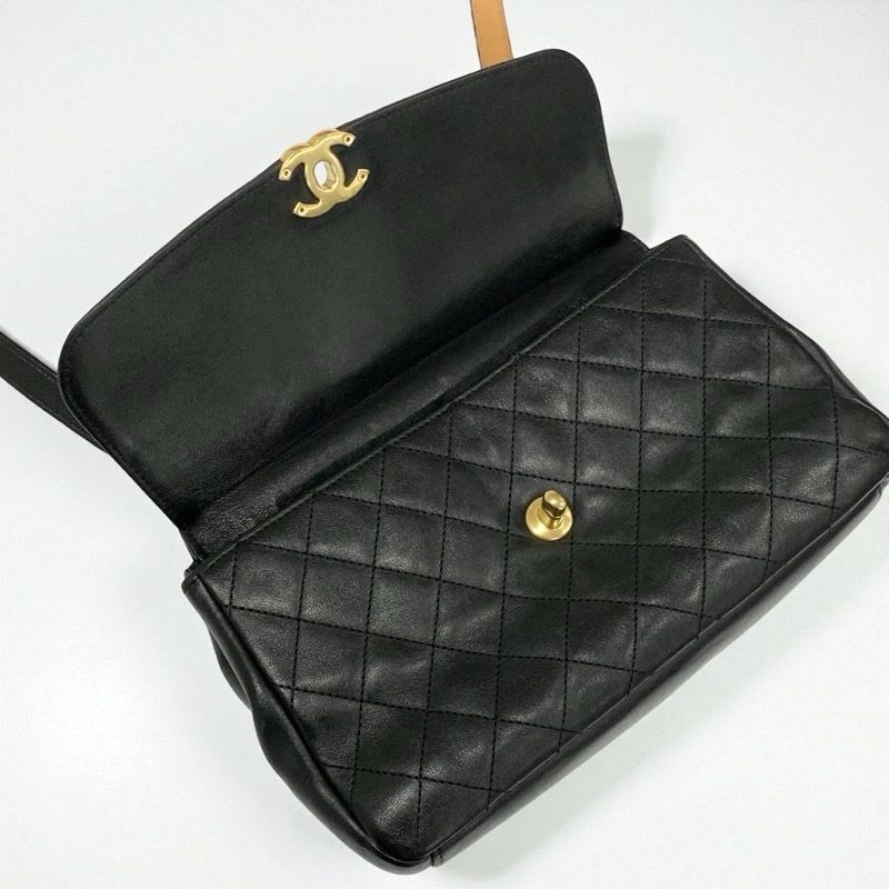 Chanel Bag Shoulder Leather Black Gold Quilted Turn Lock Double
