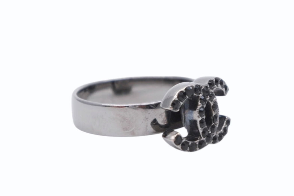 Chanel CC Logo Ring Rhinestone Metal Silver Black — view 3