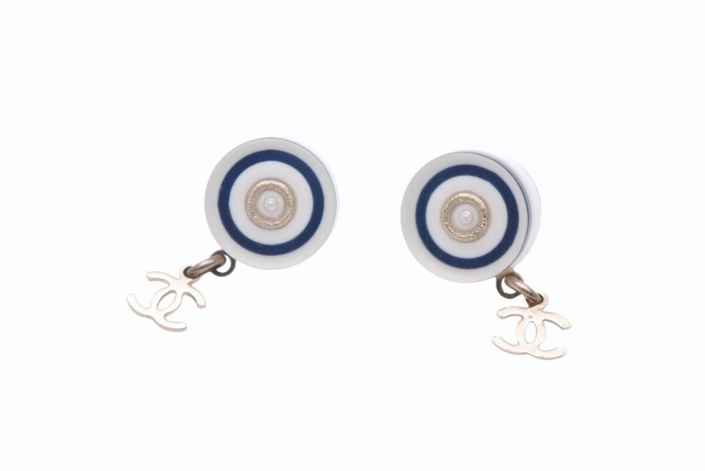 Chanel CC Logo Earrings 05 Pearl Resin Metal