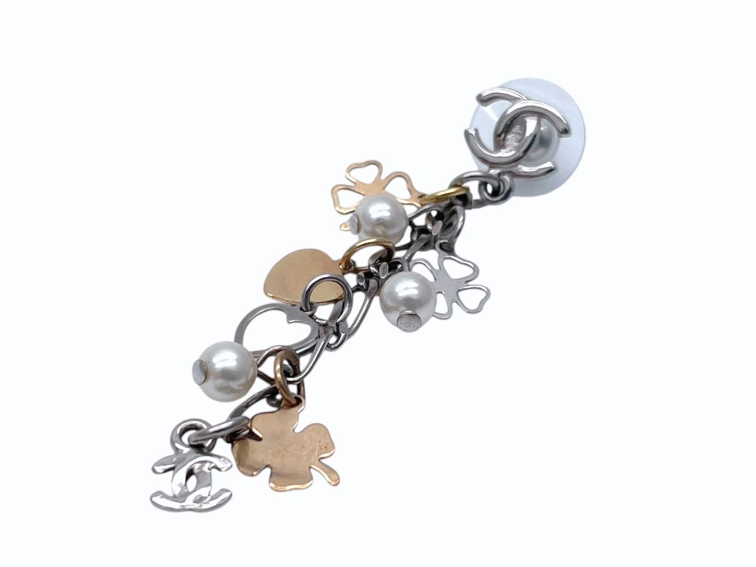 Chanel Drop Earrings 06 CC Logo Clover Heart Faux Pearl — view 2