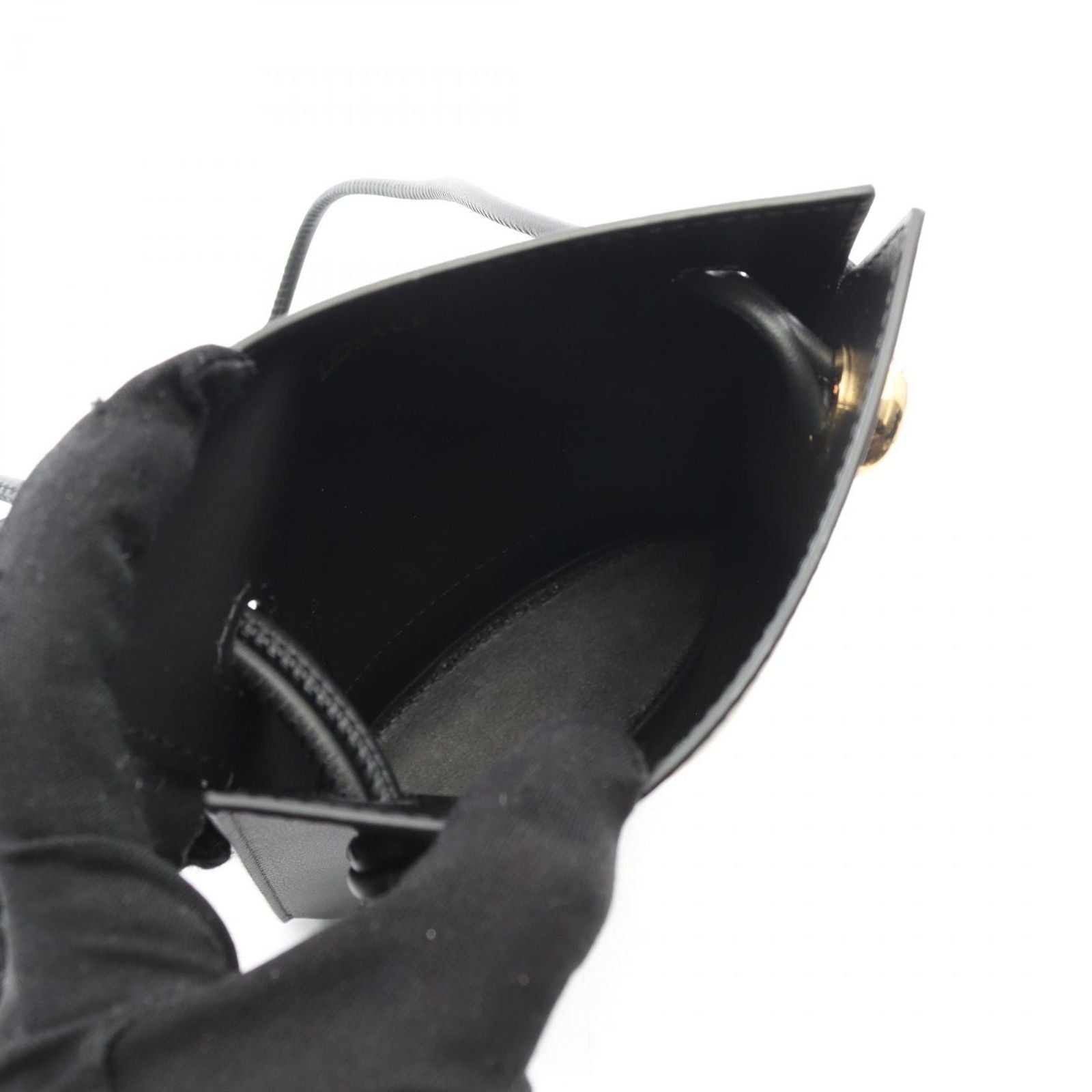 Loewe Shoulder Bag Pebble Dice Pocket Cpbpr 12 Black Leather — view 3