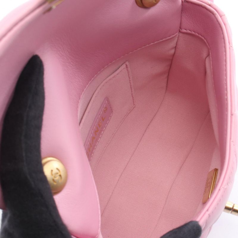 Chanel Shoulder Bag Mini Quilted Pink Leather Small Flap Chain — view 3