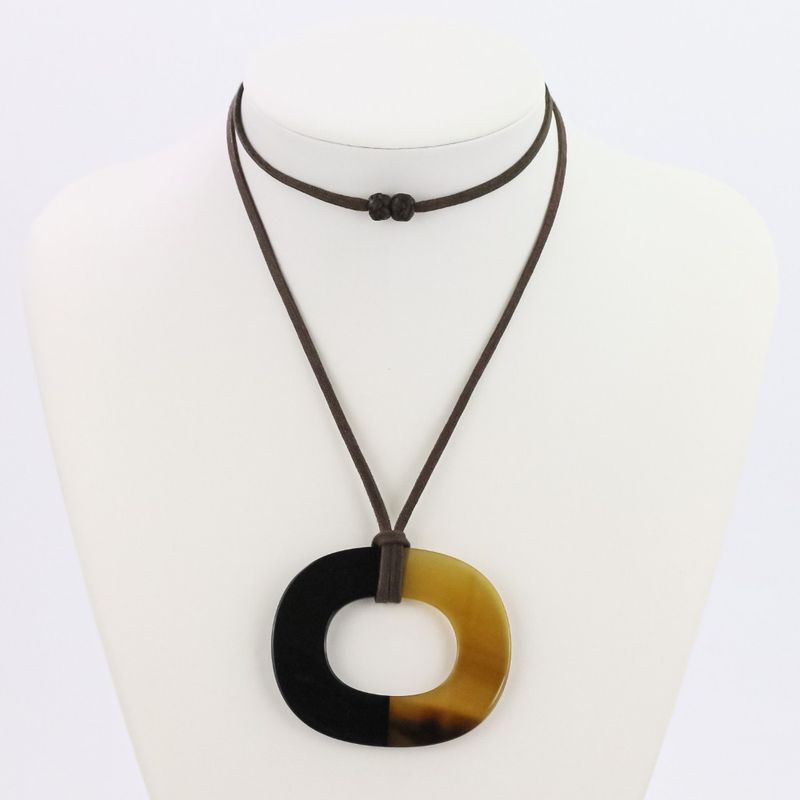 Hermes Buffalo Horn Ismu Lacquer Necklace Black — view 5