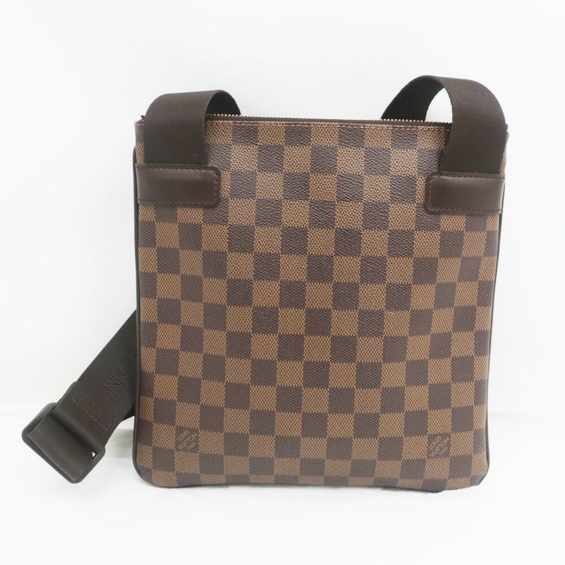 Louis Vuitton Pochette Melville Shoulder Bag Damier — view 3