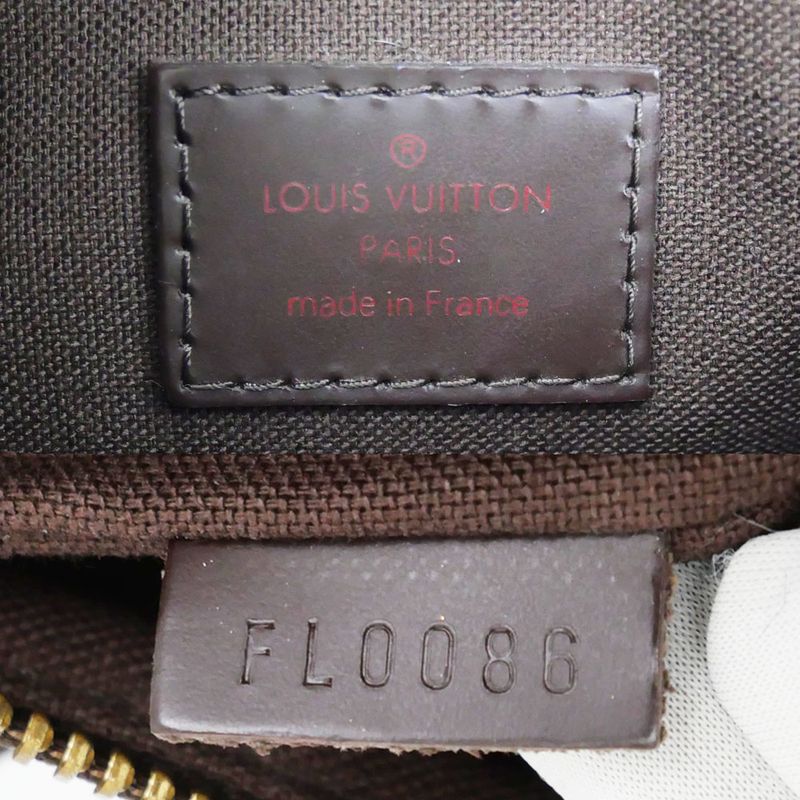 Louis Vuitton Pochette Melville Shoulder Bag Damier — view 7