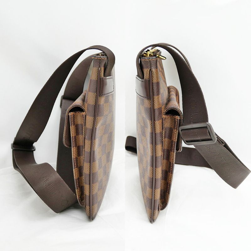 Louis Vuitton Pochette Melville Shoulder Bag Damier — view 4