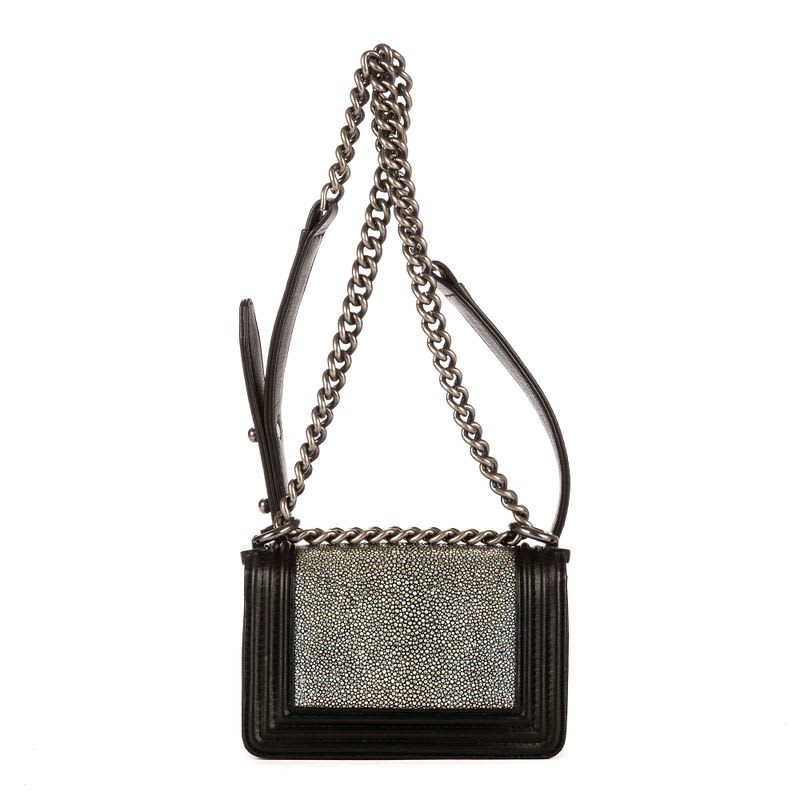 Chanel Unique Piece Boy Garusha Black Skin — view 5