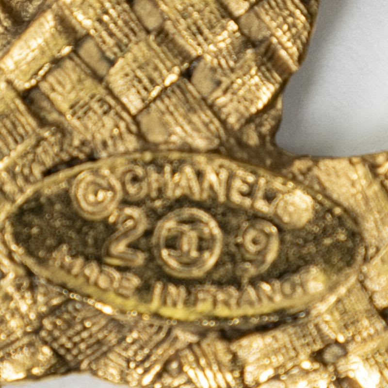 Chanelcc Woven Brooch Gold Plated — view 4