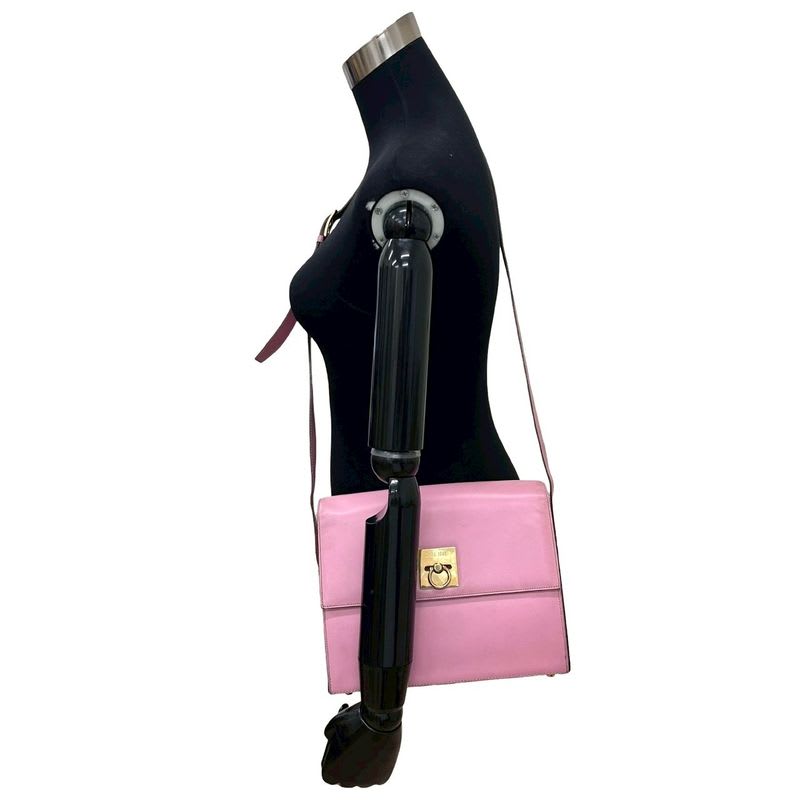 Celine Vintage Logo Ring Hardware Leather Shoulder Bag Pochette — view 3