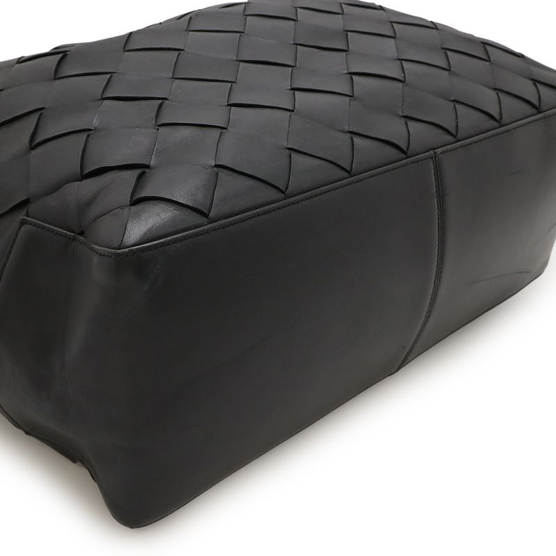 Bottega Veneta Maxi Intrecciato Tote Bag Leather Black With Pouch — view 3