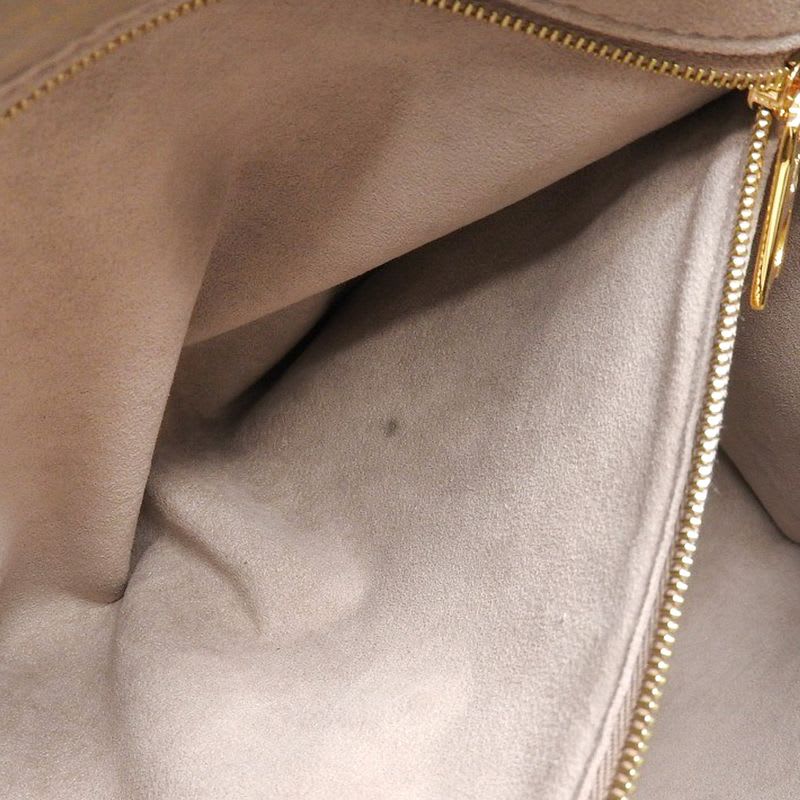 Louis Vuitton Monogram Empreinte On The Go MM Tote Bag — view 6