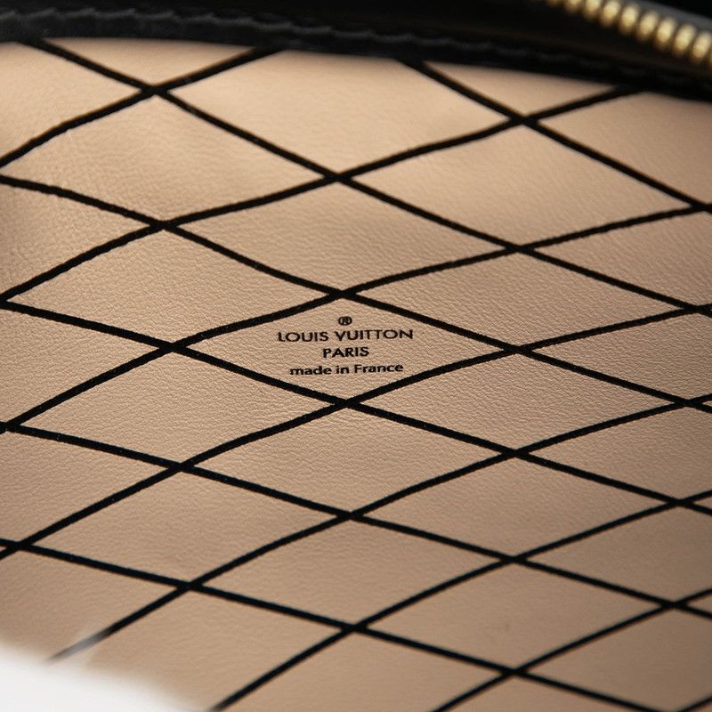 Louis Vuitton Epi Trunk Clutch Blue Black Leather — view 5