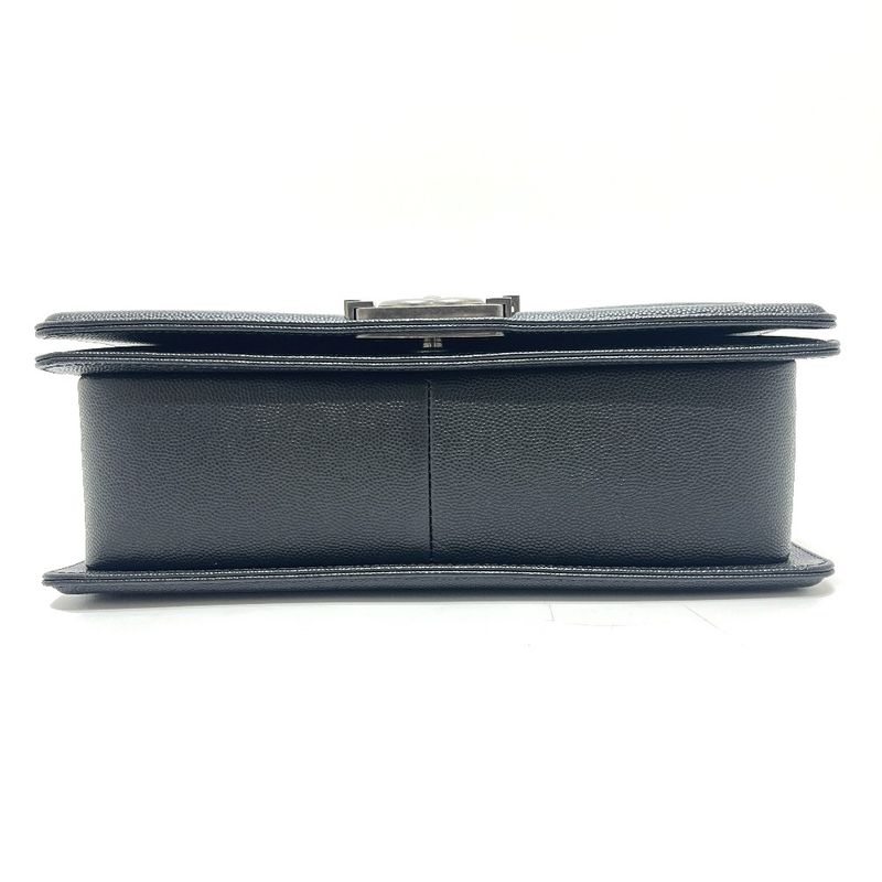 Chanel Shoulder Bag Boy 25 Caviar Leather Black — view 5