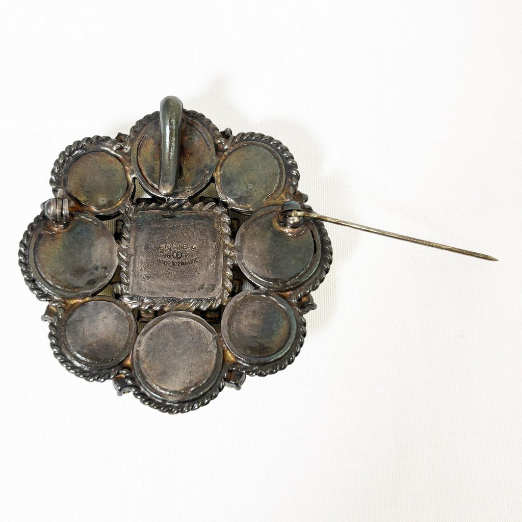 Chanel Vinte Gibrochi Brooch — view 8