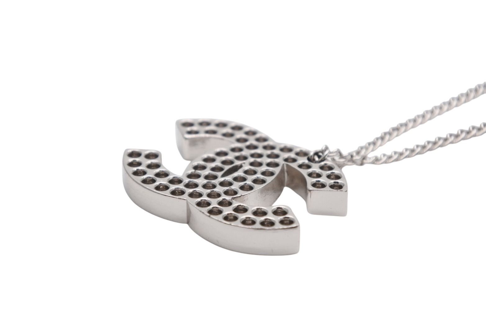 Chanel CC Logo Perforated Necklace Metal Silver — view 5