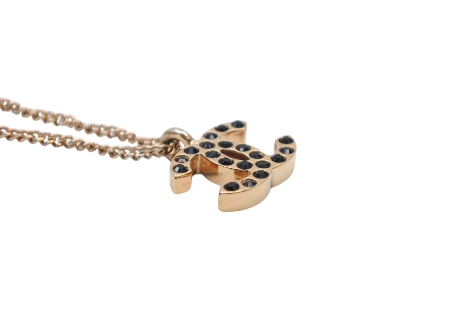 Chanel CC Logo Necklace 01 43.5 Metal Rhinestone Gold Black — view 3