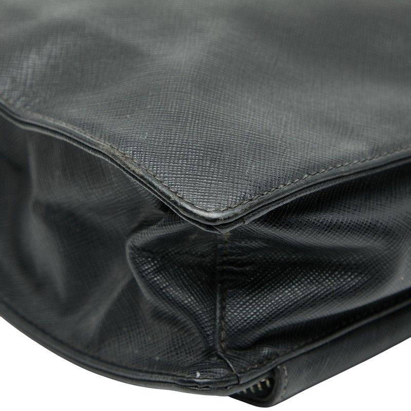 Prada Triangle Logo Plate Handbag Business Bag Black Saffiano Leather — view 7
