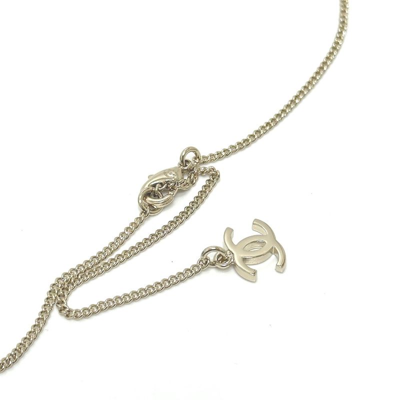 Chanel Necklace Bambi Faux Pearl G26 Metal — view 7