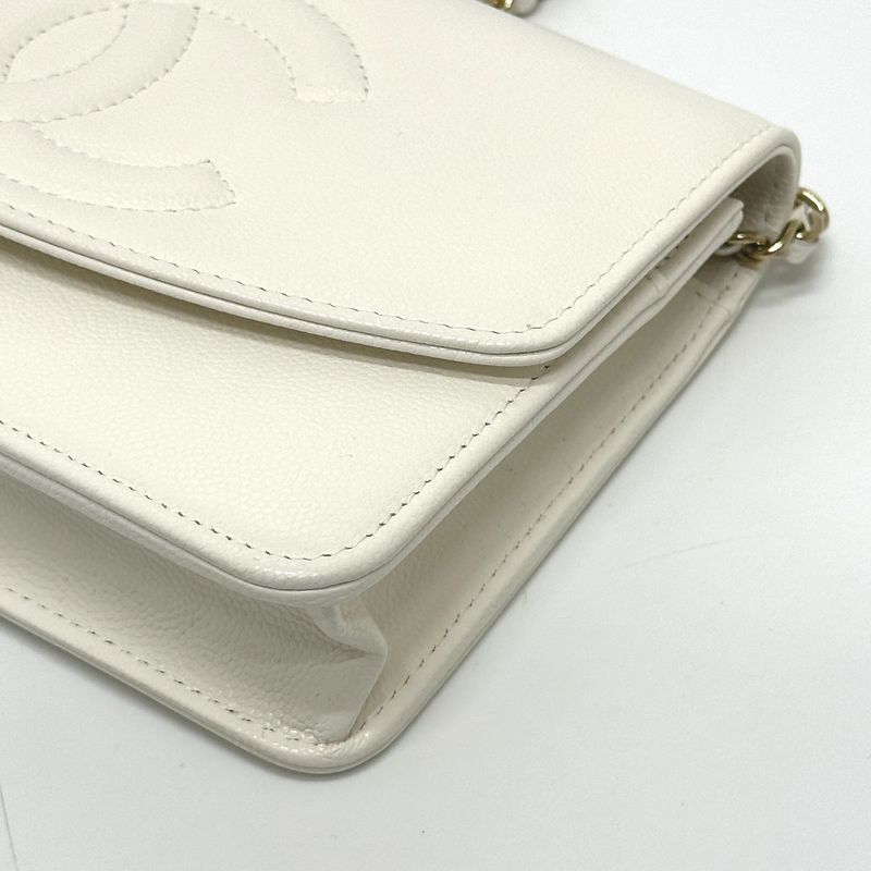 Chanel Shoulder Bag Ap4653 Caviar Leather White — view 4