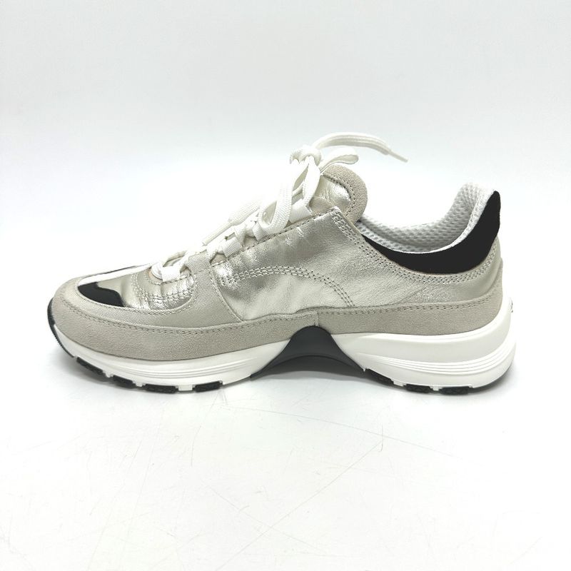 Chanel Sneakers Coco Mark Metallic Leather Metiers D'art — view 3