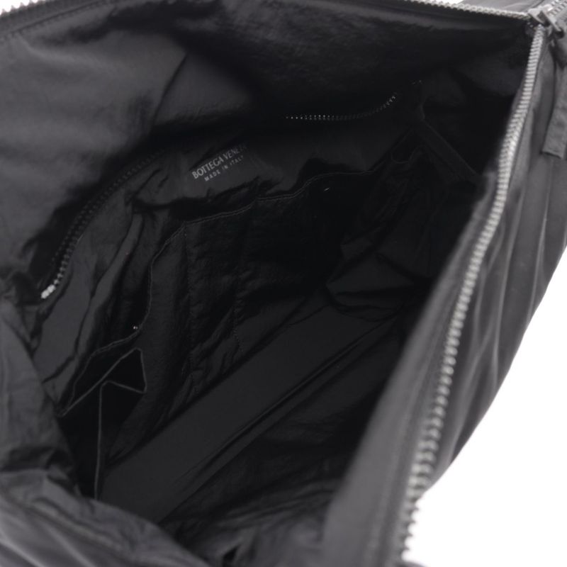 Bottega Veneta Second Bag Clutch Black Nylon — view 3