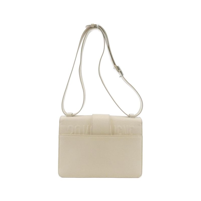 Christian Dior 30 Montaigne Shoulder Bag — view 2