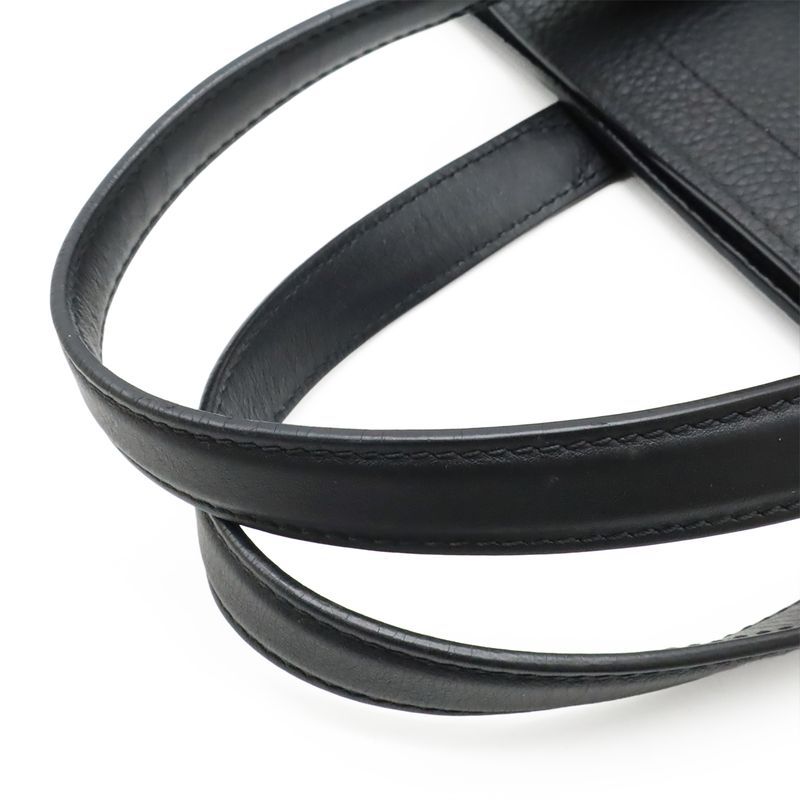 Louis Vuitton Christopher Tote Bag 2-Way Shoulder Crossbody Taurillon — view 4